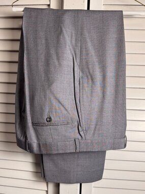 Brooks Brothers 346 Gray men’s 34S 100% Super Wool Dress Pants Flat-Front